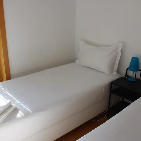 Parque Nacoes River View ,free Wifi Apartment Lisbon