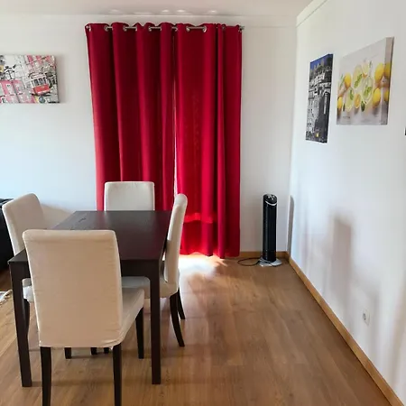 Parque Nacoes River View ,free Wifi Apartment *