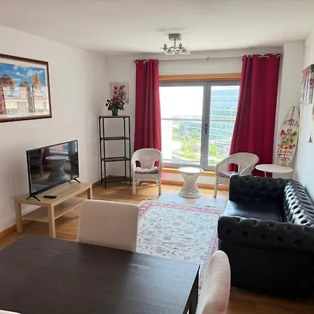 Parque Nacoes River View ,free Wifi Apartment Lisbon