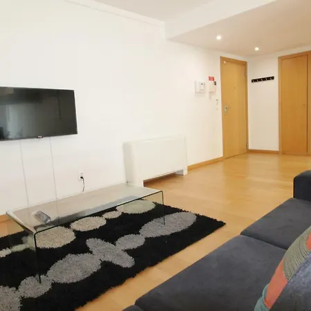 Parque Nacoes River View ,free Wifi *