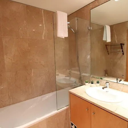 Parque Nacoes River View ,free Wifi Apartment